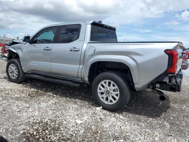 3TYLB5JNXRT060204 - 2024 TOYOTA TACOMA DOUBLE CAB SILVER photo 2