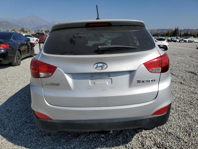 KM8JT3AB3CU410992 - 2012 HYUNDAI TUCSON GL SILVER photo 6