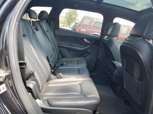 WA1AAAF70HD008058 - 2017 AUDI Q7 PREMIUM შავი ფოტო 11