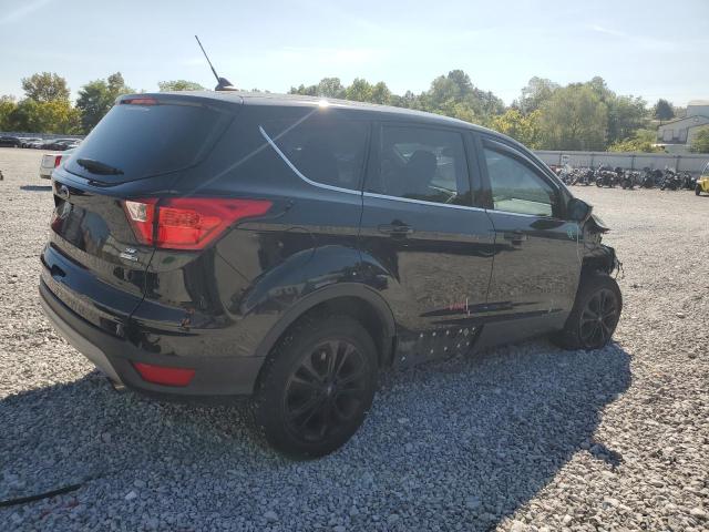 1FMCU9GD6KUA97811 - 2019 FORD ESCAPE SE BLACK photo 3