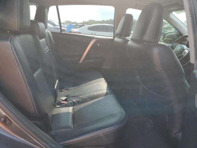 JTMRJREVXHD114234 - 2017 TOYOTA RAV4 HV LE SILVER photo 11