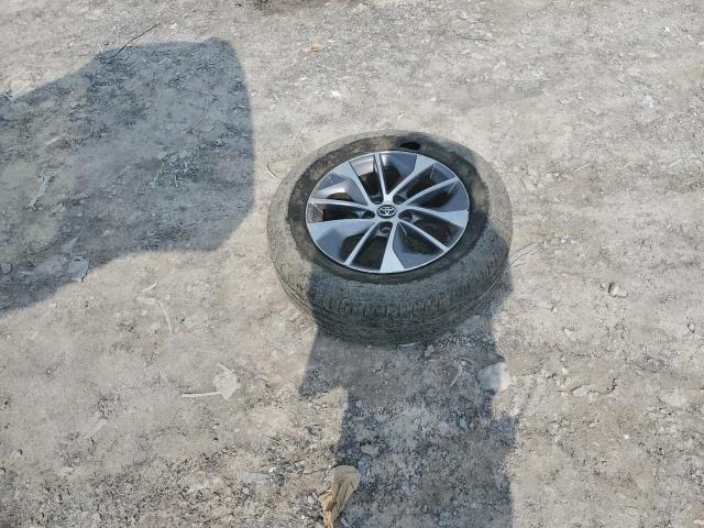 JTMRJREVXHD114234 - 2017 TOYOTA RAV4 HV LE SILVER photo 13