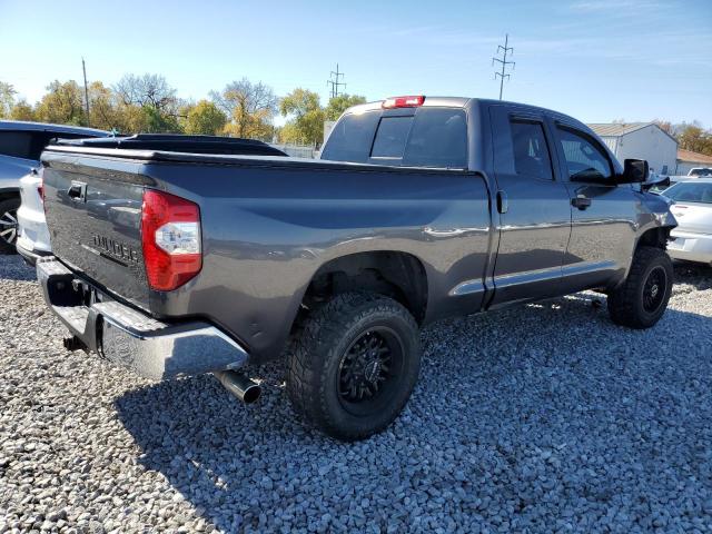 5TFUY5F15FX453814 - 2015 TOYOTA TUNDRA DOUBLE CAB SR/SR5 GRAY photo 3