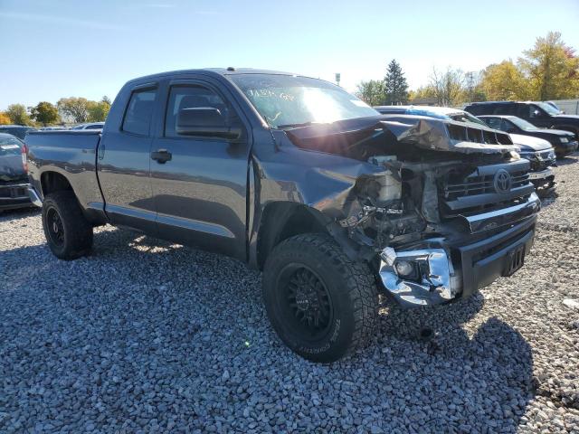 5TFUY5F15FX453814 - 2015 TOYOTA TUNDRA DOUBLE CAB SR/SR5 GRAY photo 4