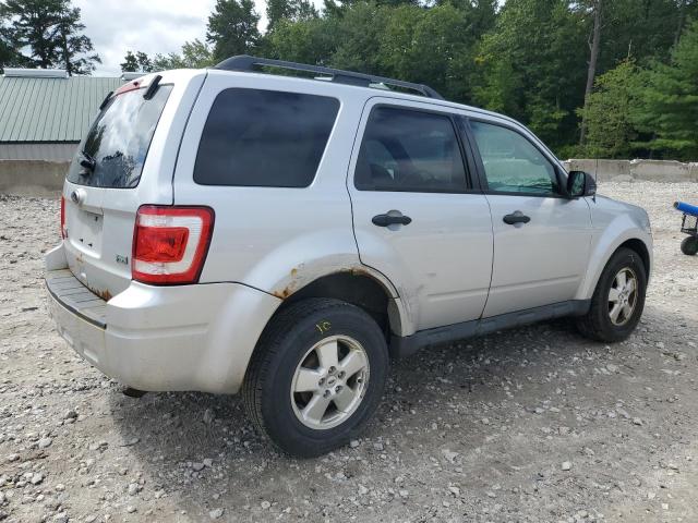 1FMCU9DG3BKC58433 - 2011 FORD ESCAPE XLT 银色 照片 3