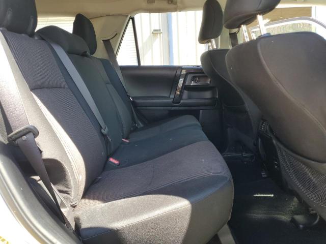 JTEBU5JR8J5515979 - 2018 TOYOTA 4RUNNER SR5/SR5 PREMIUM 银色 照片 10