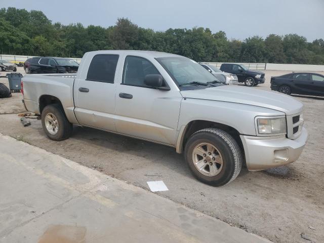 1D7RE3GK8BS682785 - 2011 DODGE DAKOTA SLT SILVER photo 4