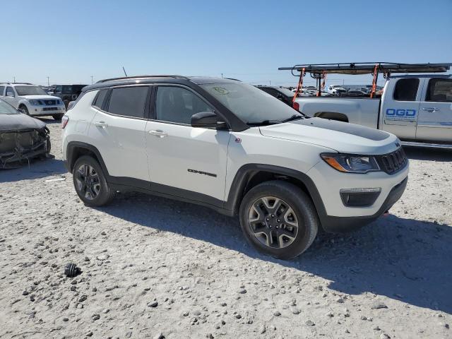 3C4NJDDB3JT451224 - 2018 JEEP COMPASS TRAILHAWK WHITE photo 4