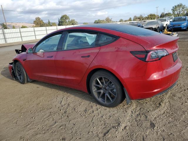 5YJ3E1EB6NF206804 - 2022 TESLA MODEL 3 RED photo 2