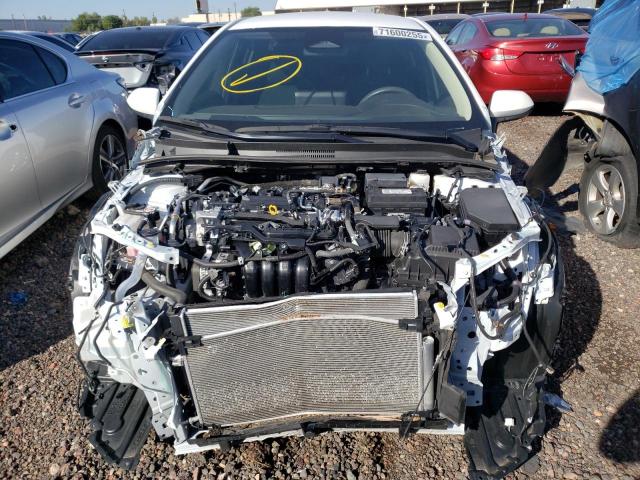 JTDB4MEE6PJ004762 - 2023 TOYOTA COROLLA LE WHITE photo 5