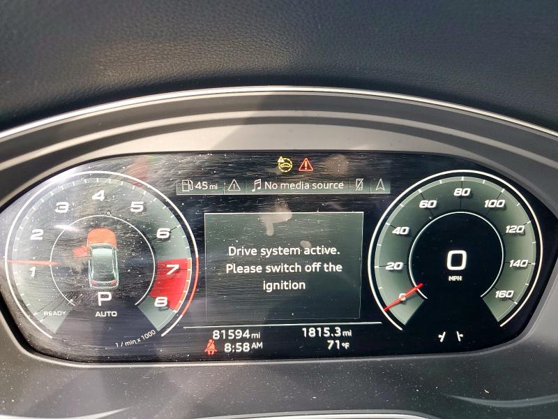 WA1CAAFY0M2010108 - 2021 AUDI Q5 PRESTIGE WHITE photo 9