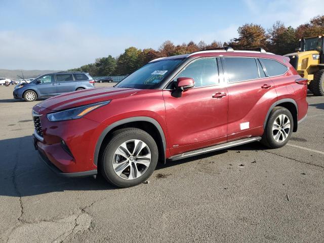 5TDGBRCH0NS554268 - 2022 TOYOTA HIGHLANDER HYBRID XLE RED photo 1