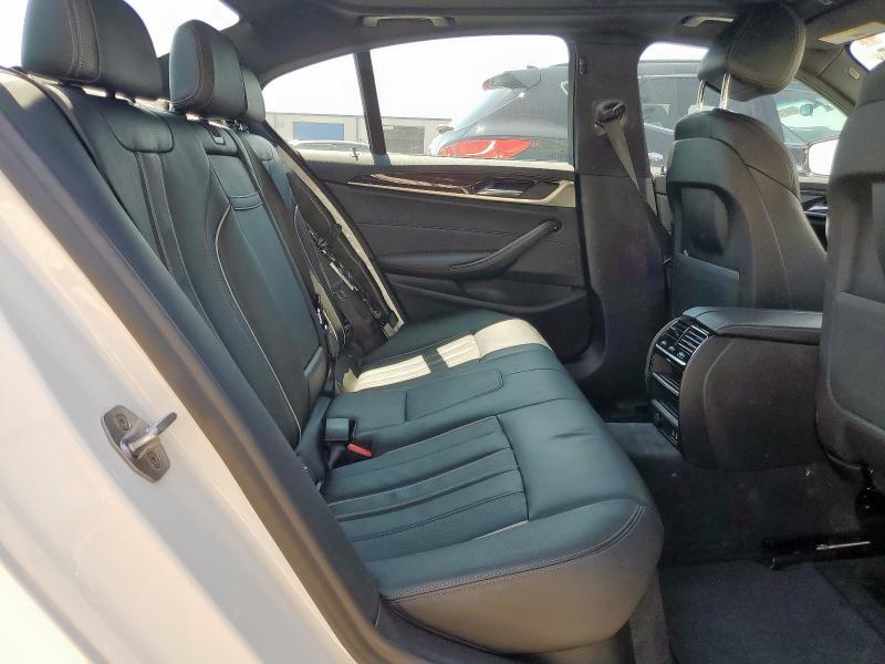 WBAJS1C04LCD37922 - 2020 BMW 540 I WHITE photo 10