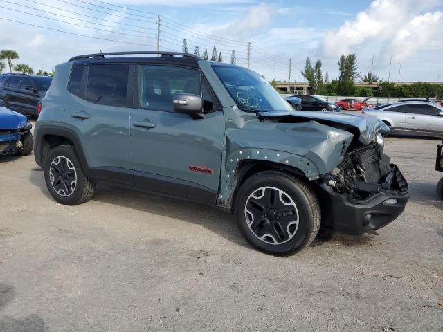 ZACCJBCTXFPC04951 - 2015 JEEP RENEGADE TRAILHAWK GRAY photo 4