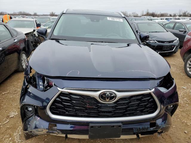 5TDGZRBH2NS584613 - 2022 TOYOTA HIGHLANDER XLE BLUE photo 5