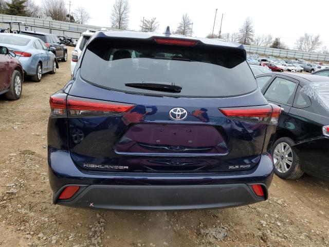 5TDGZRBH2NS584613 - 2022 TOYOTA HIGHLANDER XLE BLUE photo 6