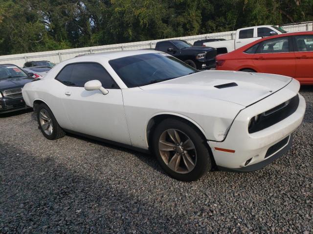 2C3CDZAG5GH119237 - 2016 DODGE CHALLENGER SXT WHITE photo 4