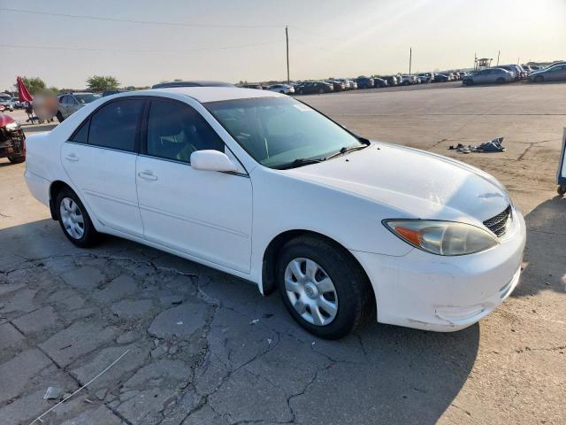 4T1BE32KX2U029264 - 2002 TOYOTA CAMRY LE WHITE photo 4