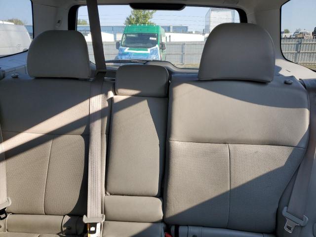 JF2SHBEC2CH411665 - 2012 SUBARU FORESTER LIMITED WHITE photo 10