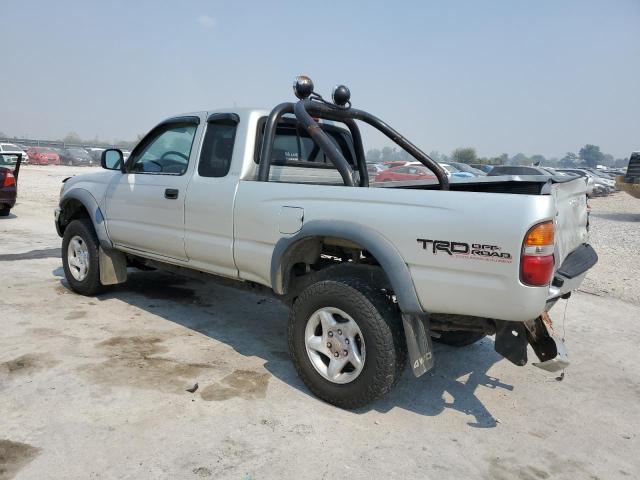 5TEWN72N71Z762577 - 2001 TOYOTA TACOMA XTRACAB SILVER photo 2