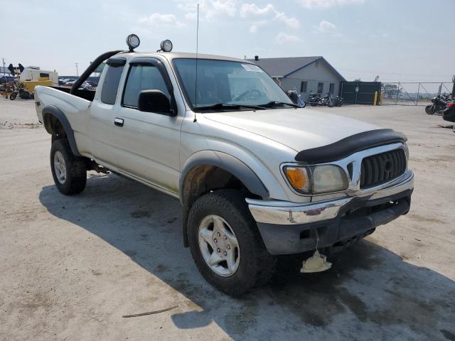 5TEWN72N71Z762577 - 2001 TOYOTA TACOMA XTRACAB SILVER photo 4
