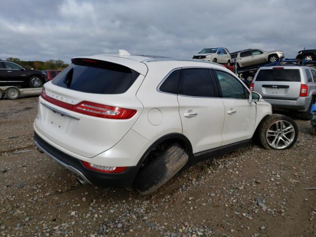 5LMCJ3D98KUL52428 - 2019 LINCOLN MKC RESERVE WHITE photo 3