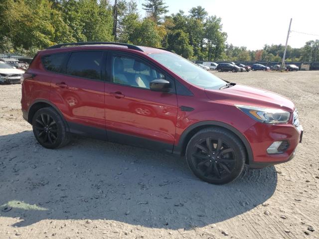 1FMCU9GD9HUC58712 - 2017 FORD ESCAPE SE RED photo 4