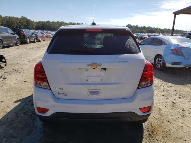 3GNCJKSB9KL381736 - 2019 CHEVROLET TRAX LS WHITE photo 6