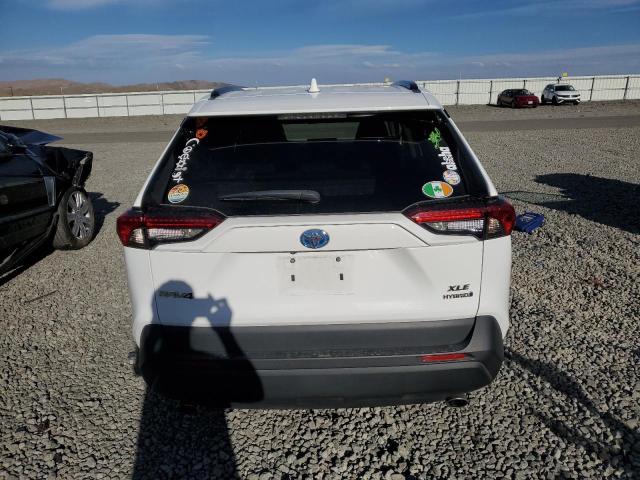 4T3RWRFV4MU037096 - 2021 TOYOTA RAV4 XLE 白色 照片 6