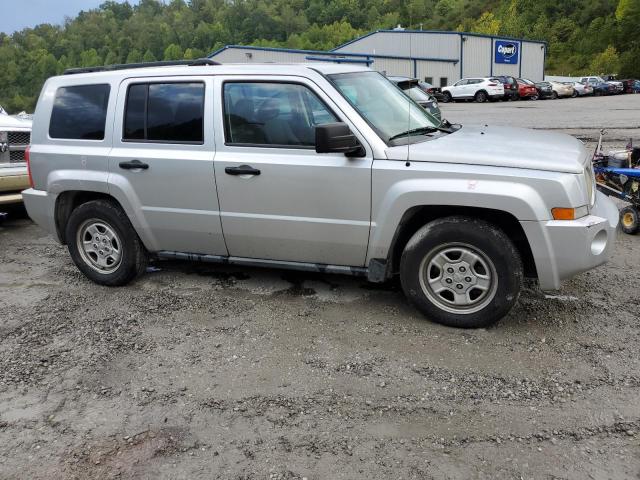 1J8FF28W27D294493 - 2007 JEEP PATRIOT SPORT SILVER photo 4