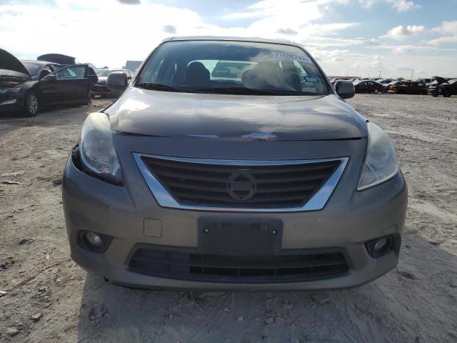 3N1CN7AP0EL808655 - 2014 NISSAN VERSA S GRAY photo 5