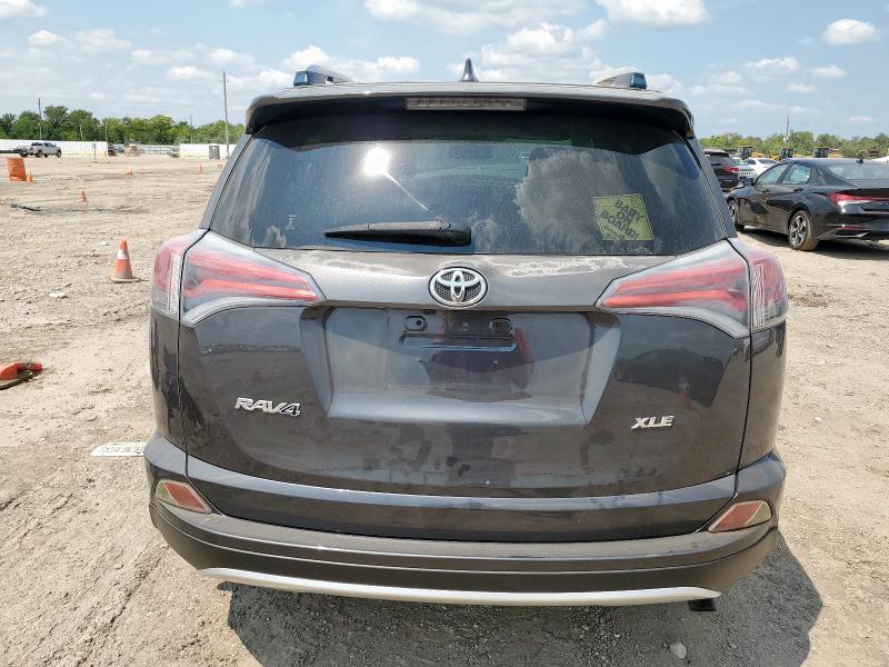 JTMWFREV2GJ068242 - 2016 TOYOTA RAV4 XLE 灰色 照片 6