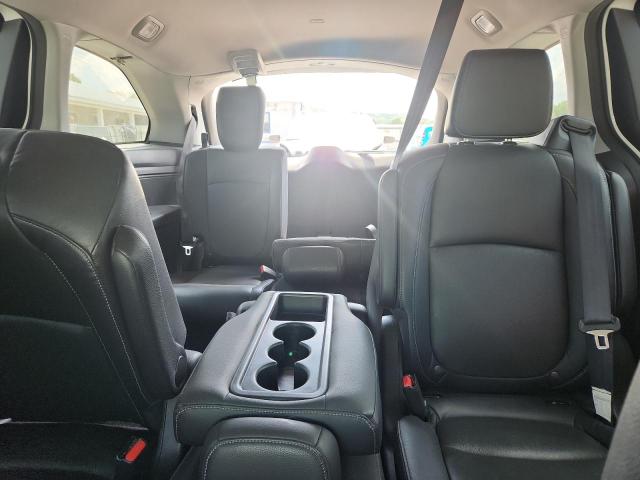 5FNRL6H83MB007639 - 2021 HONDA ODYSSEY TOURING WHITE photo 10