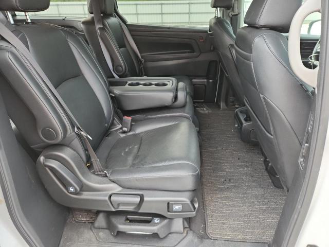 5FNRL6H83MB007639 - 2021 HONDA ODYSSEY TOURING WHITE photo 11