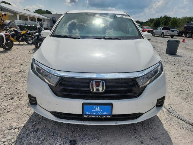 5FNRL6H83MB007639 - 2021 HONDA ODYSSEY TOURING WHITE photo 5