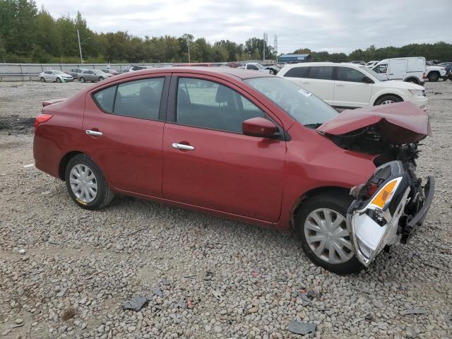 3N1CN7AP3HK442359 - 2017 NISSAN VERSA S RED photo 4