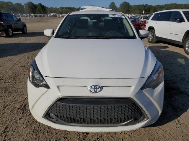 3MYDLBYV6KY510111 - 2019 TOYOTA YARIS L WHITE photo 5