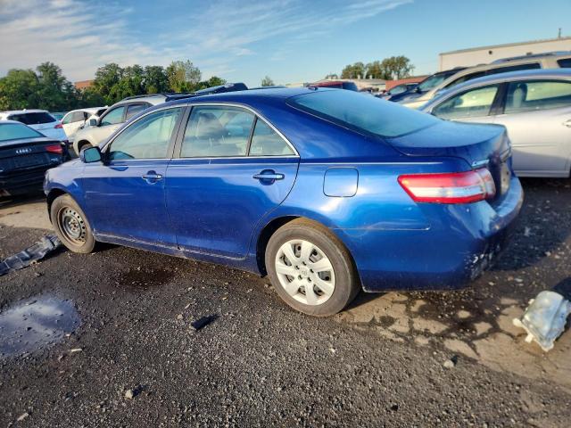 4T1BF3EK6BU759424 - 2011 TOYOTA CAMRY BASE BLUE photo 2