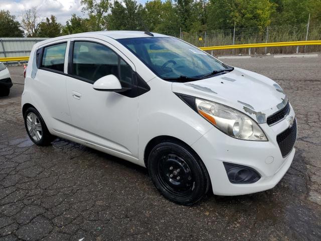 KL8CD6S96EC533615 - 2014 CHEVROLET SPARK 1LT 白色 照片 4