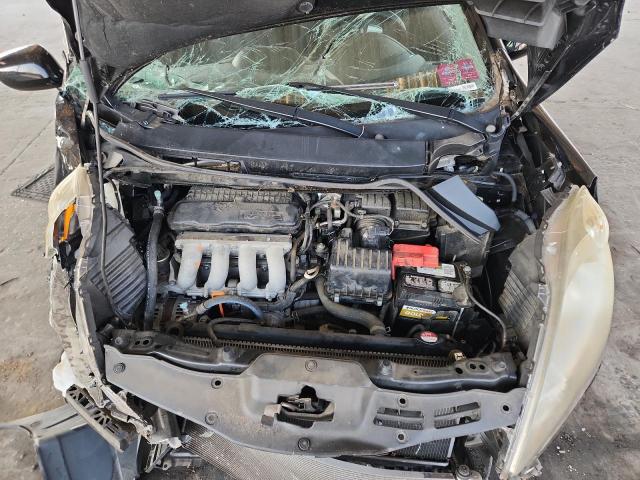 JHMGE8H42AC038916 - 2010 HONDA FIT SPORT BLACK photo 11