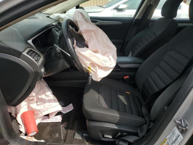 3FA6P0HDXJR239415 - 2018 FORD FUSION SE SILVER photo 7