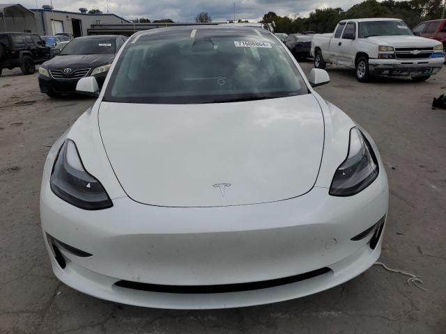 5YJ3E1EA7PF563242 - 2023 TESLA MODEL 3 თეთრი ფოტო 5