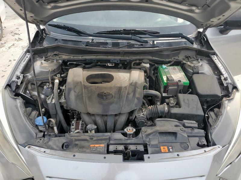 3MYDLBZV4GY104771 - 2016 TOYOTA SCION IA GRAY photo 11