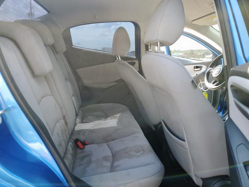 3MYDLBYV1KY524577 - 2019 TOYOTA YARIS L BLUE photo 10