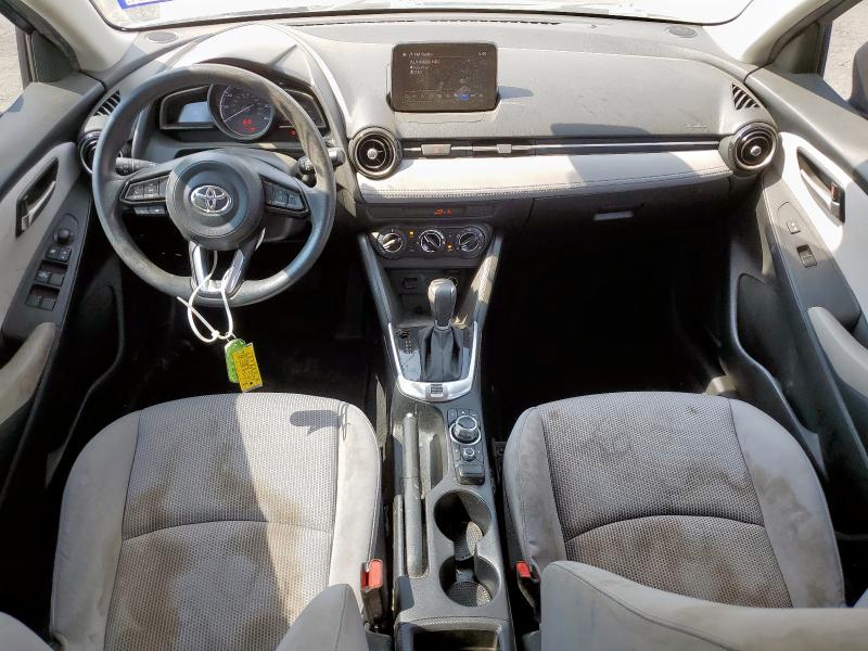 3MYDLBYV1KY524577 - 2019 TOYOTA YARIS L BLUE photo 8