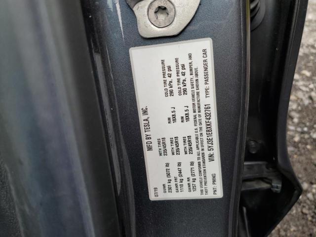 5YJ3E1EBXKF432761 - 2019 TESLA MODEL 3 Grau Foto 12