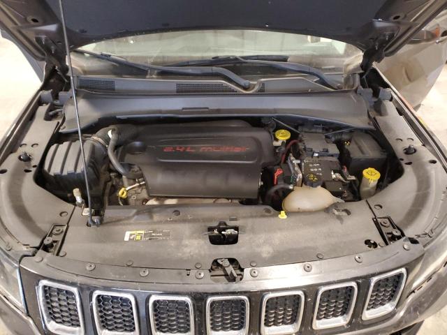 3C4NJDBB6JT179674 - 2018 JEEP COMPASS LATITUDE Grau Foto 12