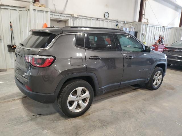 3C4NJDBB6JT179674 - 2018 JEEP COMPASS LATITUDE Grau Foto 3