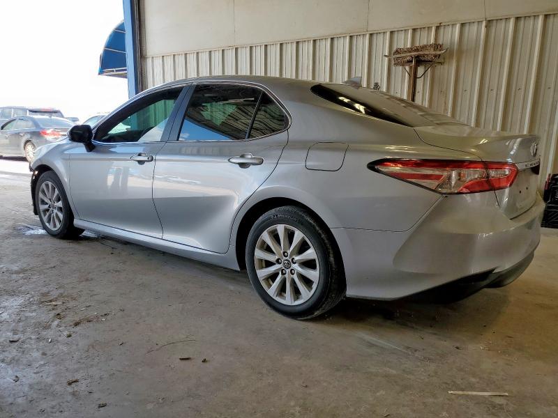 4T1B11HK8KU183334 - 2019 TOYOTA CAMRY L 银色 照片 2