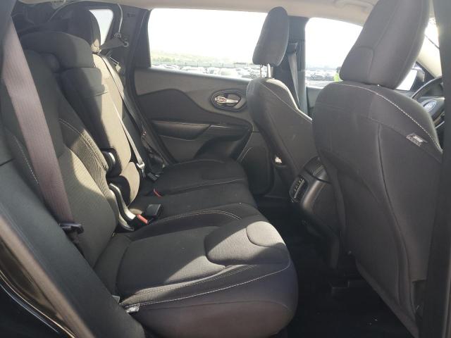 1C4PJMCS5GW310068 - 2016 JEEP CHEROKEE LATITUDE BLACK photo 11